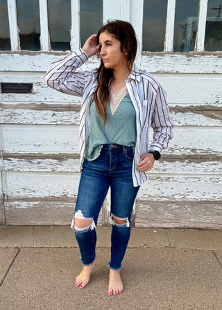 Classic Coast Button Up