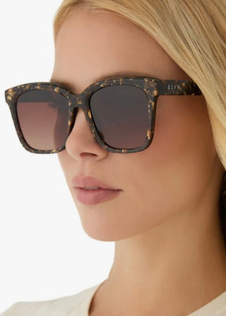 Meredith - Glitter Tortoise + Brow Gradient