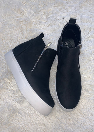 Jaida Wedge Sneaker (6, 6.5, 7)